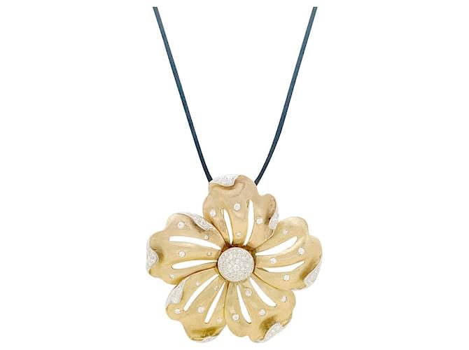 inconnue Gold “Flower” pendant, diamants. Yellow gold Diamond  ref.1421126