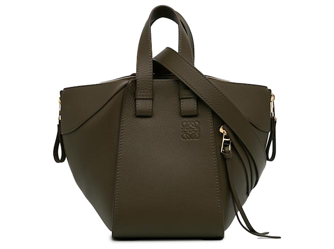 Borsa Hammock Compact Marrone LOEWE Marrone scuro Pelle Vitello simile a un vitello  ref.1421686