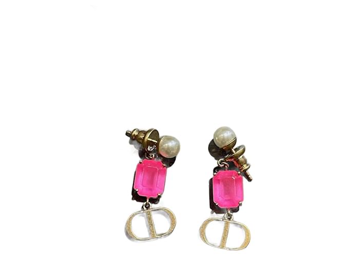 Boucles d'oreilles DIOR T. Métal Doré  ref.1422038