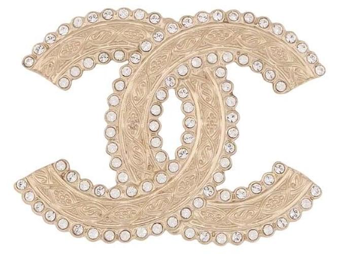 Autres bijoux NEUF BROCHE CHANEL LOGO CC 2022 EN METAL DORE & STRASS GOLDEN BROOCH NEW Métal Doré  ref.1422350