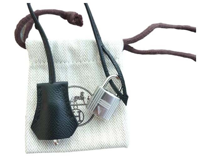 bell, pull tab, and black Hermès leather padlock for Kelly or Birkin  ref.1422750