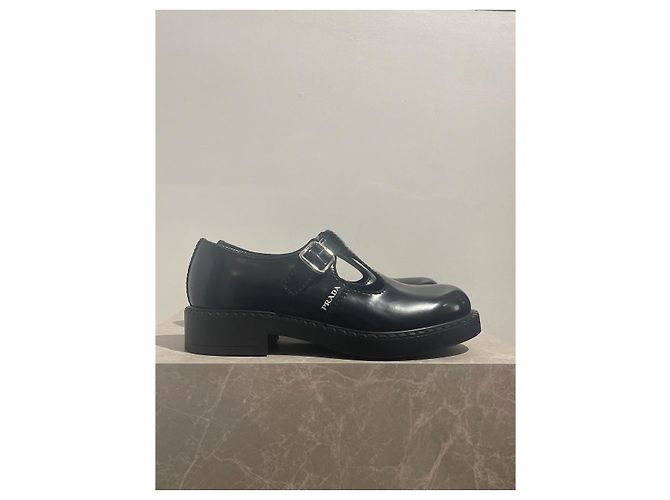 PRADA Mules & clogs T.UK 7 Leather Black