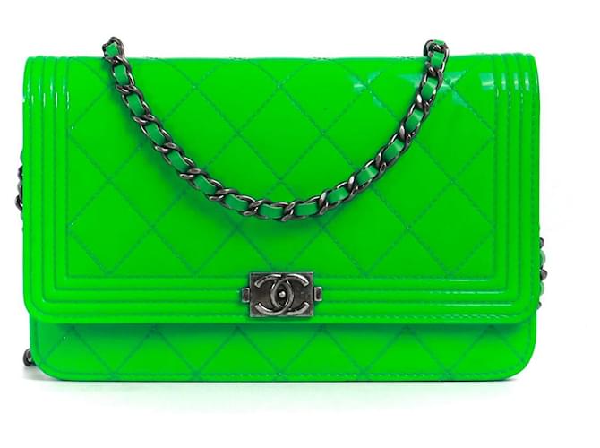 Wallet On Chain CHANEL  Handbags T.  Leather Green  ref.1422826