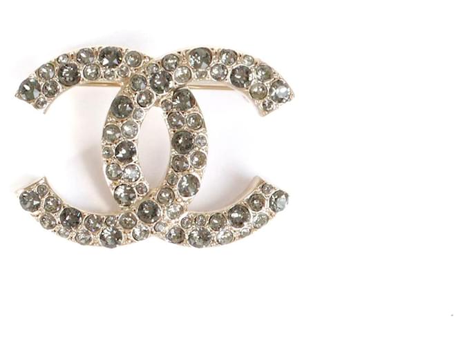 CHANEL  Épingles et broches T.  Métal Doré  ref.1422828