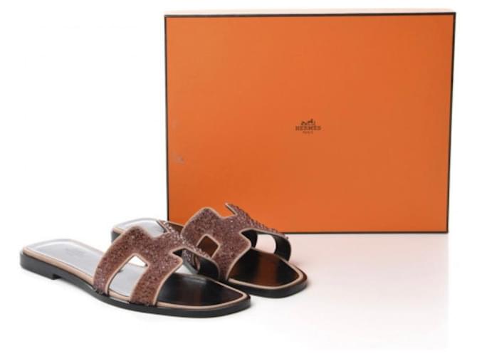 Mules Oran Hermès 37 Cuir Rose  ref.1422850