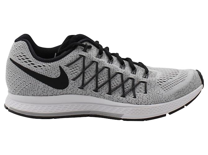 Nike Zoom Pegasus 32 Running Shoes in Grey Synthetic  ref.1423467