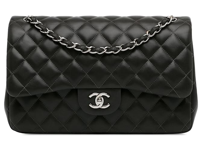 Black Chanel Jumbo Classic Lambskin Double Flap Shoulder Bag Leather  ref.1424062