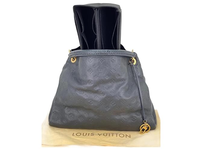 LOUIS VUITTON Artsy MM Monograma Empreinte Infini Azul Bolsa de Mano Cuero  ref.1424398