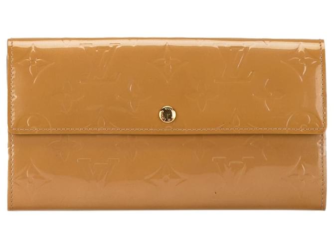 Louis Vuitton Brown Monogram Vernis Sarah Wallet Beige Leather Patent leather  ref.1425099