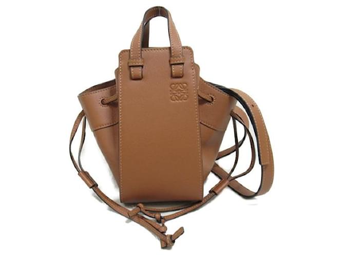 Sac à main en cuir Loewe Mini Hammock 31430V07 2530 en excellent état Marron  ref.1425638