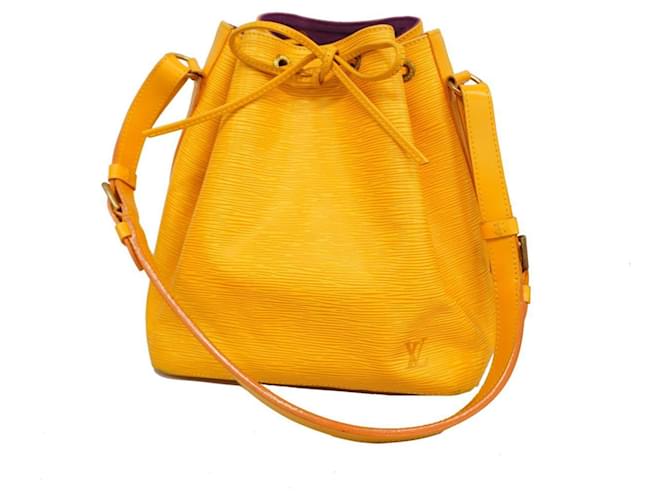 Noe Louis Vuitton Noé Cuir Jaune  ref.1427357