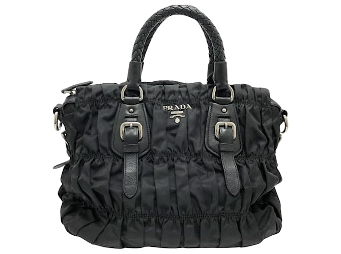 Prada Gaufre Negro Sintético  ref.1427450