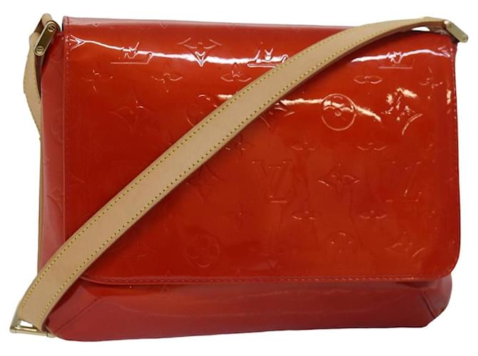 Louis Vuitton Thompson Street Cuir vernis Rouge  ref.1427476