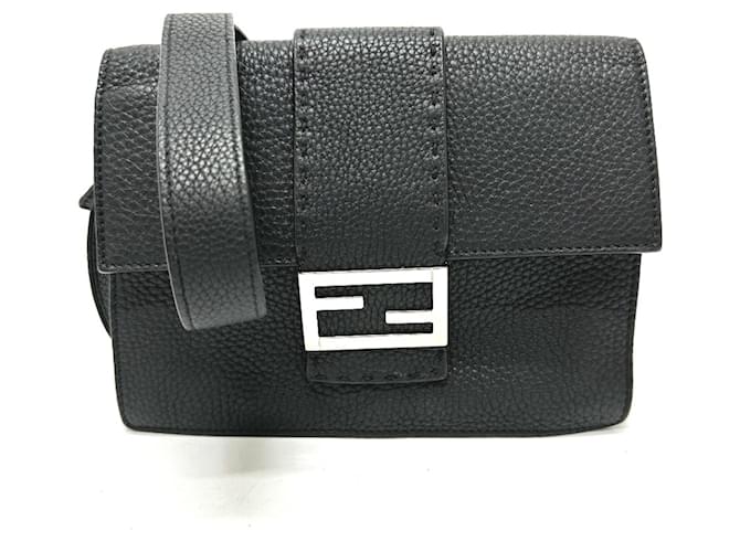 Fendi Baguette Preto Couro  ref.1427528