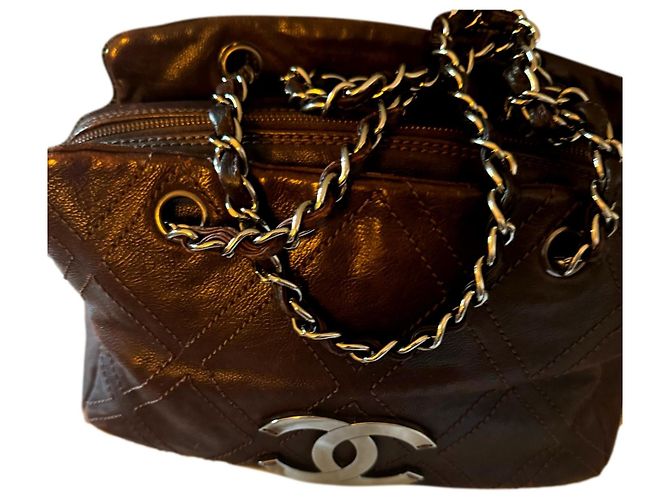 Trendy CC Bolsa de mão Chanel em couro marrom