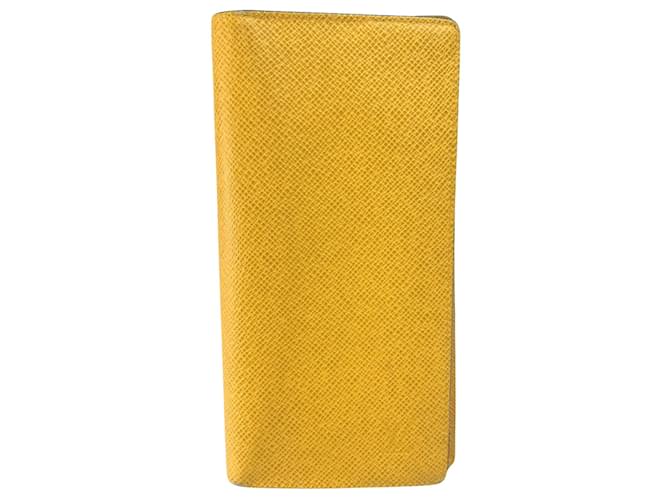 Louis Vuitton Brazza Amarillo Cuero  ref.1428843