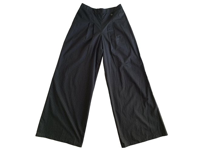 Chanel Schwarze Weite Perforierte Baumwollhose