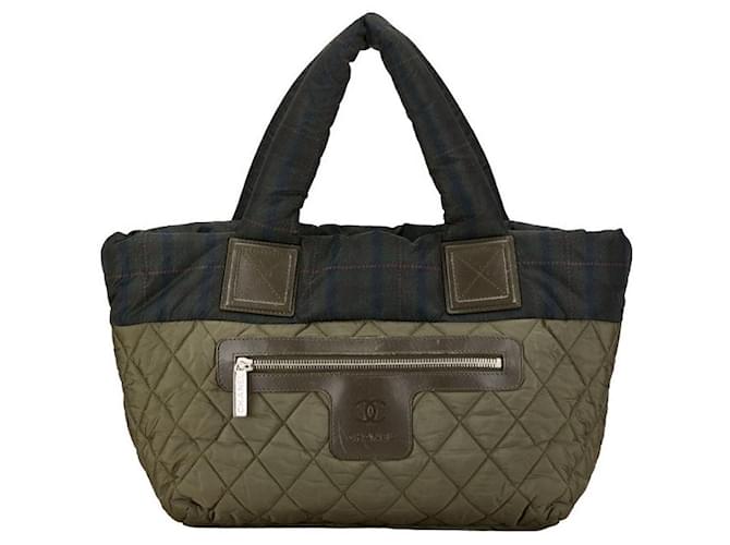 Chanel Nylon Coco Mark Cocoon Reversible Check Quilted Handbag in Very Good Condition Green Cloth  ref.1429113