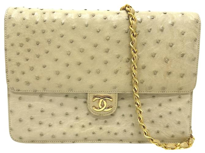 Classique Chanel Intemporel Cuir Beige  ref.1430348