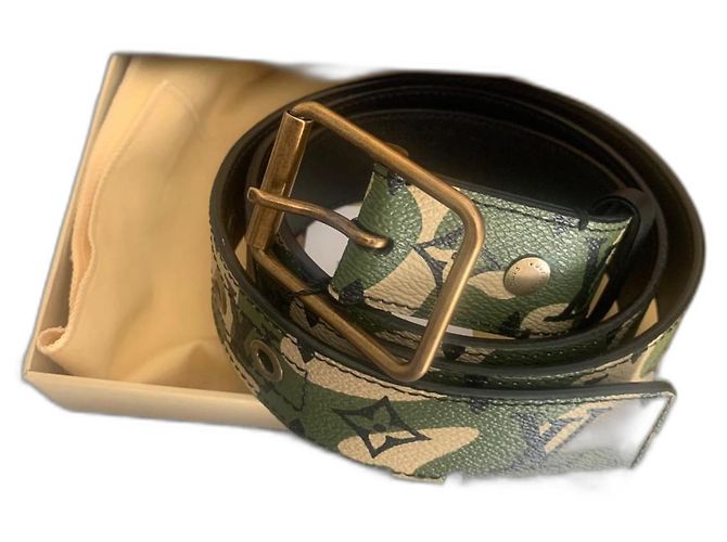 Louis Vuitton Takashi Murakami Monogramouflage Gürtel Khaki