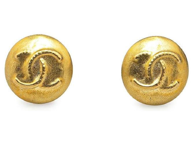 Boucles d'oreilles vintage Chanel Coco Mark plaquées or en très bon état Métal Doré  ref.1437447