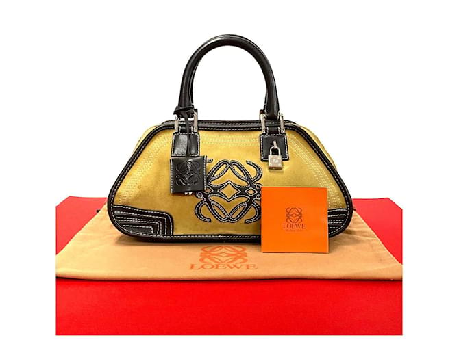 Loewe Anagram Wildleder-Handtasche in sehr gutem Zustand Braun Schweden  ref.1438228