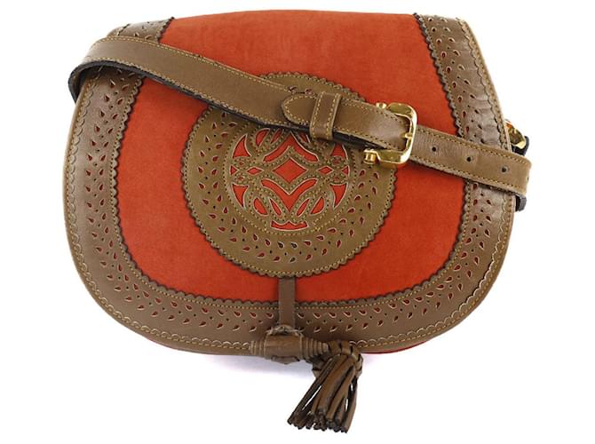 Bolsa de ombro de camurça da coleção Seville da Loewe em boas condições Laranja Suécia  ref.1439355