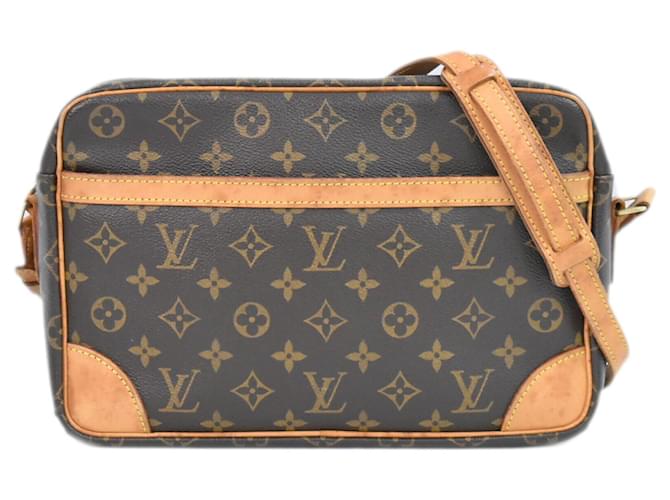 Louis Vuitton Trocadéro Castaño Lienzo  ref.1440789