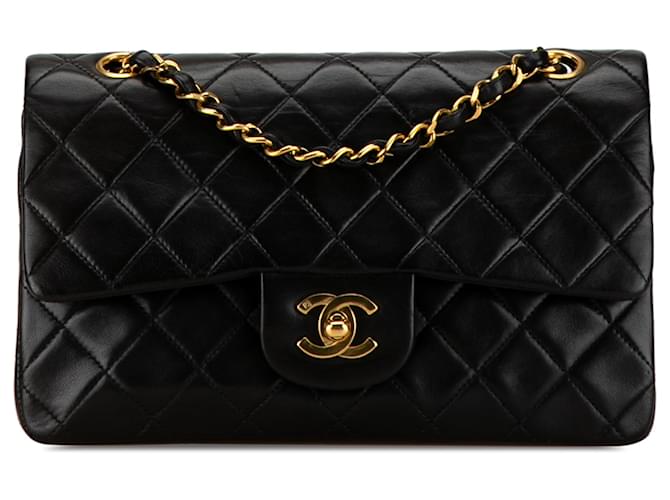 Chanel Noir Moyen Classique en Agneau Double Rabat Cuir  ref.1440974