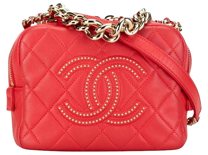 Chanel Matelassé Red Leather  ref.1441087