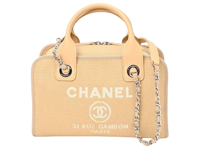 Chanel Deauville Beige Lienzo  ref.1441729