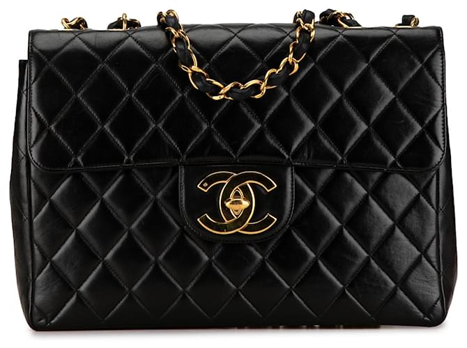 Black Chanel Jumbo Classic Lambskin Single Flap Shoulder Bag Leather  ref.1443676