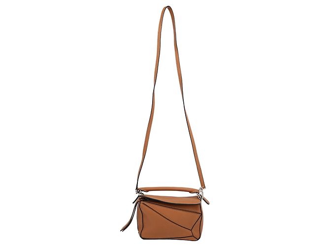 Bolsa Mini Puzzle Loewe em couro de bezerro tan Marrom