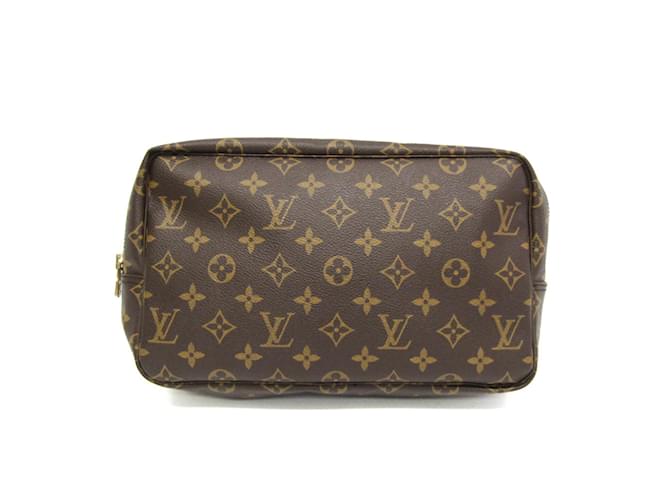 Poche Trousse Toilette 28 Monograma Louis Vuitton para Mulheres Couro envernizado  ref.1446635