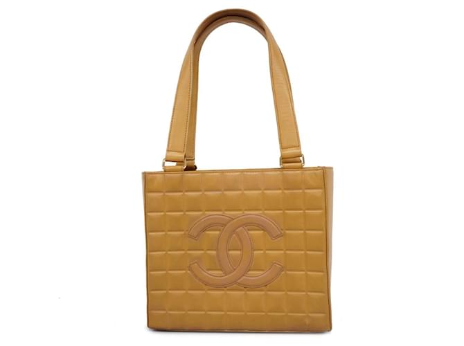 Timeless Chanel Chocolate Bar Tote Bag in Beige Lambskin Leather  ref.1446691