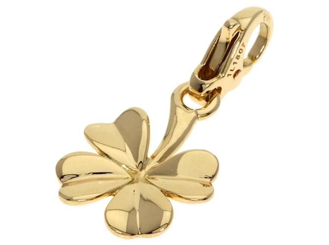 Timeless Chanel Clover Charm Anhänger aus 18K Gelbgold für Frauen Gelbes Gold  ref.1446792