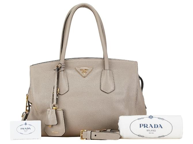 Borsa Prada Saffiano Triangle Plate - BN2769 in pelle greige Grigio  ref.1447526