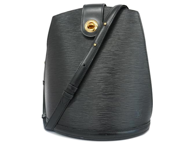 Sac à épaule Louis Vuitton Epi Cluny en Noir  ref.1447679