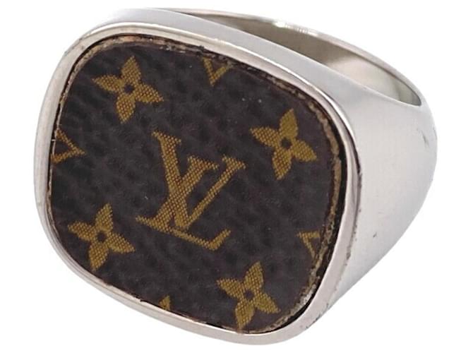 Anello con lucchetto Monogram Berg di Louis Vuitton Marrone Argento Placcato in oro  ref.1448941