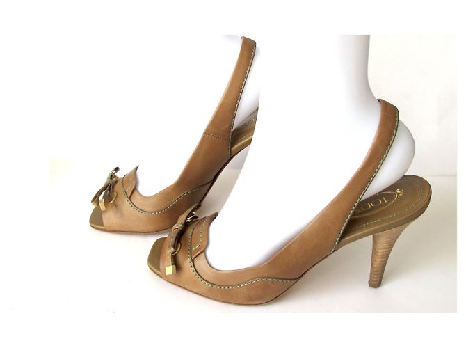 Sandali open toe Tod's in pelle marrone chiaro