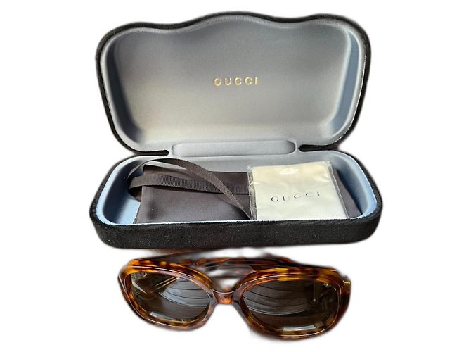 Gucci unisex sunglasses Light brown