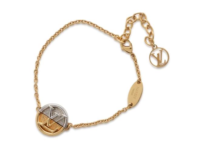 Bracelet charm Louis Vuitton Métal Argenté Doré  ref.1452269