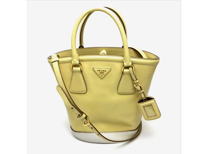 Sac à épaule en cuir jaune Prada B2442B