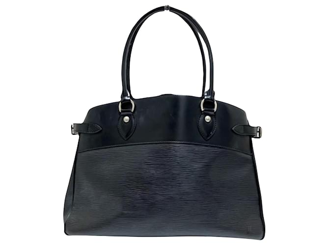 Louis Vuitton Passy Preto Couro  ref.1455430