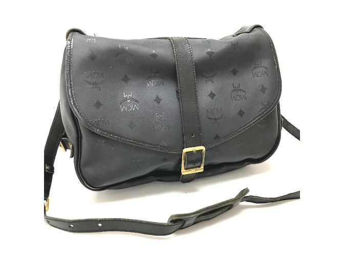 Borsa a spalla MCM nera Nero 