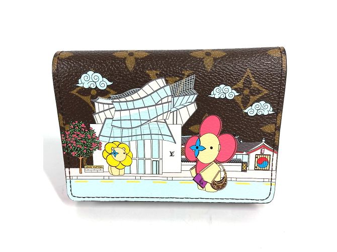 Billetera Trifold Vivienne Monogram Louis Vuitton Castaño