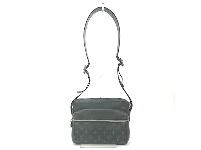 Louis Vuitton Taigalama Shoulder Bag Black Leather  ref.1456267