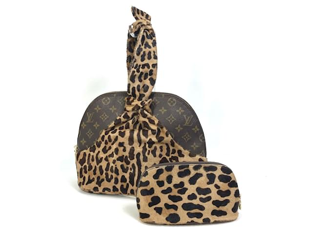 Bolsa de mão Monogram Leopard M99032 da Louis Vuitton Marrom  ref.1456862