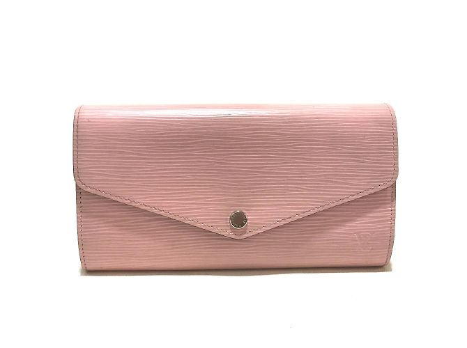Louis Vuitton Epi Folded Wallet in Rose Nacre Pink