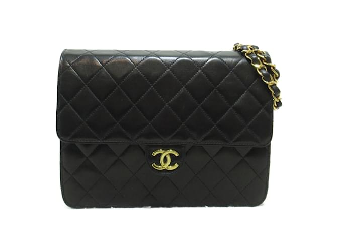 Timeless Chanel Matelasse Push Lock Chain Shoulder Bag Black Leather  ref.1461857